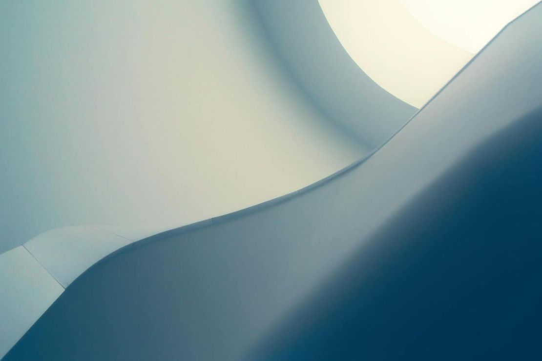 Wave-like shape combining function and aesthetics